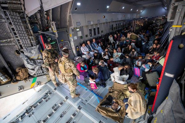 Taliban keep some evacuees from reaching Kabul airport, as U.S. vows to finish airlift