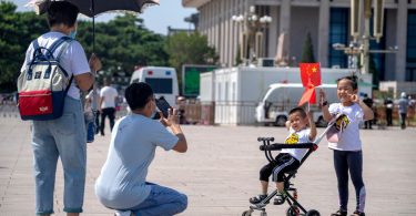 China allows couples third child amid demographic crisis
