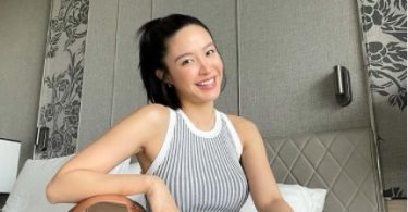 “น้ำชา ชีรณัฐ” ใจสั่น เป็นลม หลังรับวัคซีนเข็มที่ 2 แฟนๆ แห่เป็นห่วง