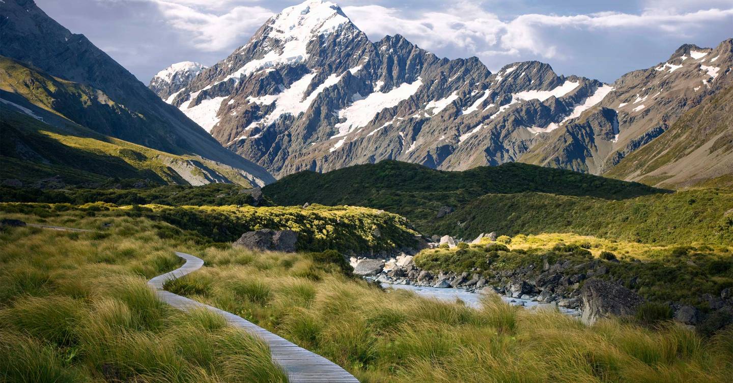 Can I go to New Zealand? Rules for travelling from the UK
