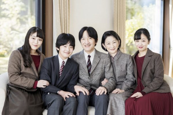 Japan princess to wed, reject payout after controversy