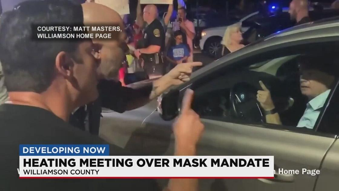 Videos show uncivil parents after heated Williamson County School Board Meeting |