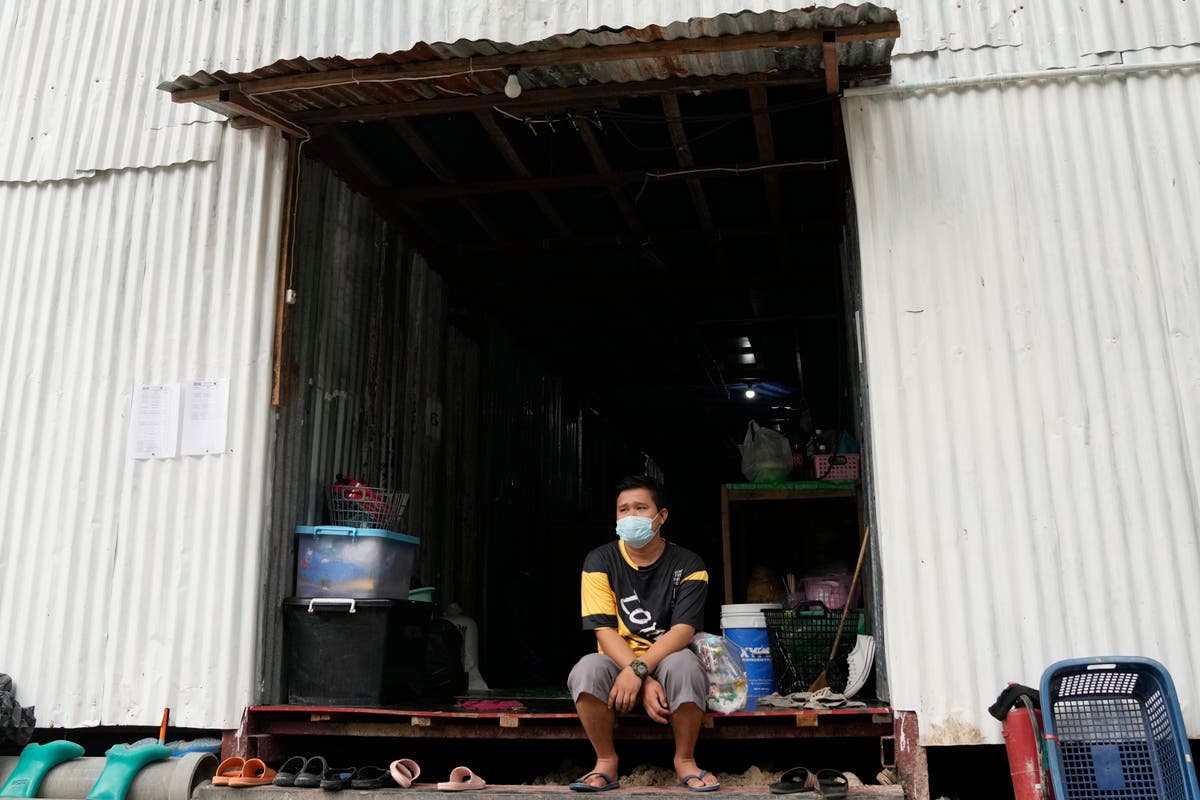 Volunteer groups help poorest survive Thailand’s worst surge